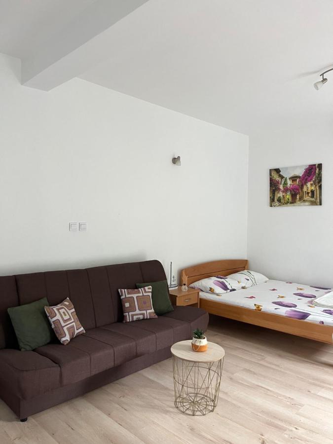 Apartman Iskra Appartement Bijela Buitenkant foto